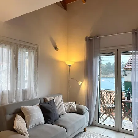 Ntina - Loggos, Paxos *